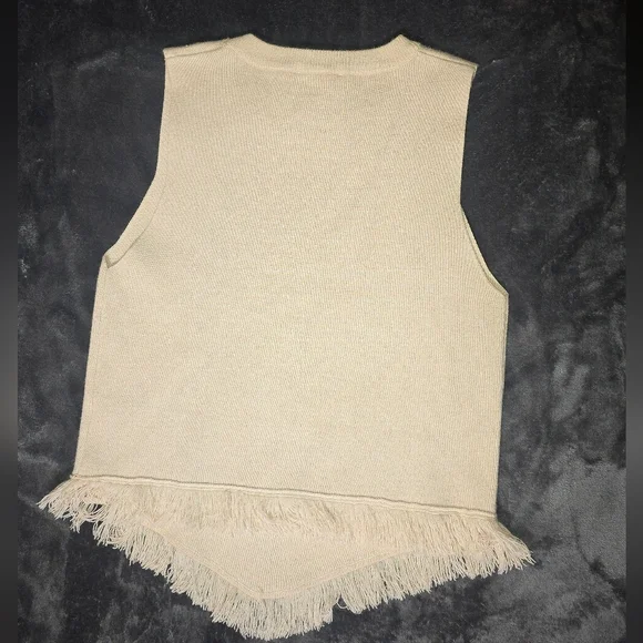 The GREii Fringe Hem Knit Tank Top - Picture 5 of 5
